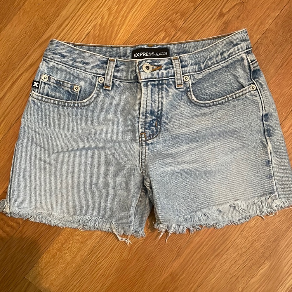 Express cut off jean shorts